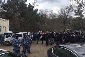 Адвокат: Это массовая спецоперация против крымскотатарского народа вместо обыска