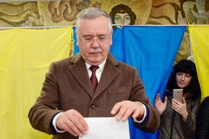 Гриценко: Цього року, власне, три тури виборів влади – перший президентський, другий президентський і далі парламентські вибори