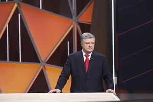 Порошенко: Мы вернем наших девушек и ребят, которые абсолютно незаконно находятся в российских тюрьмах