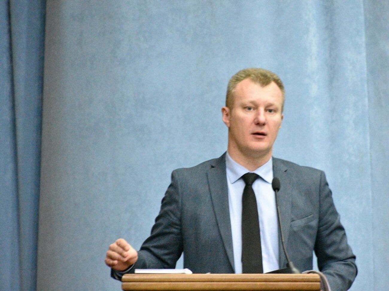 Радченко: Кілька дільниць відкрилося з невеликим запізненням через переведення годинників із зимового часу на літній