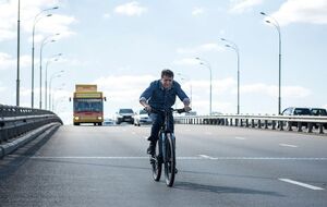 Портников: То, что говорит "настоящий" Зеленский, воспринимается всерьез только тогда, когда вписывается в сценарий телевизионного сериала