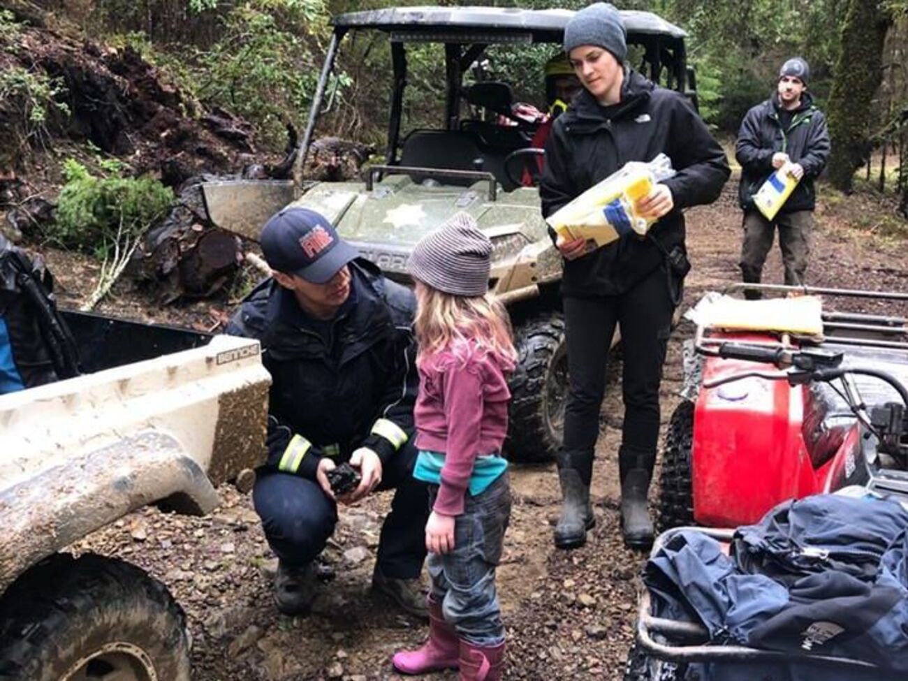 Дівчаток знайшли рятувальники