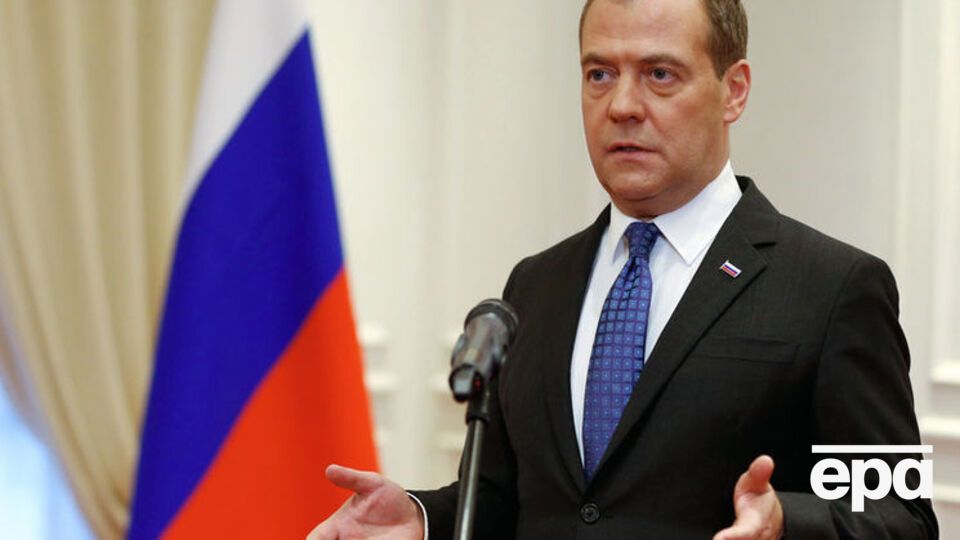 Медведев: Россия никому не угрожает