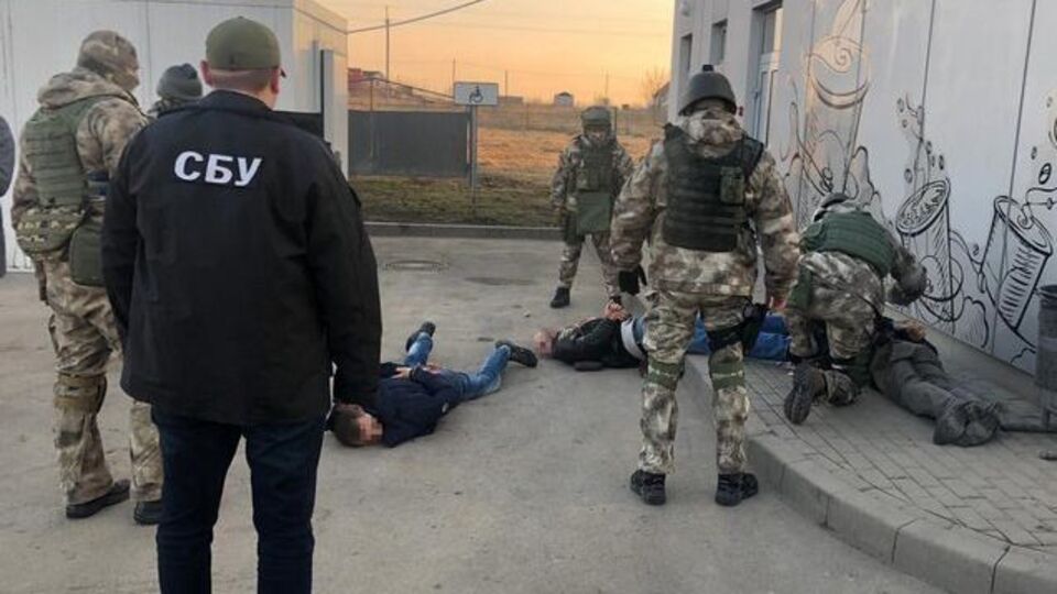 За даними СБУ, до групи входило троє мешканців одного з райцентрів