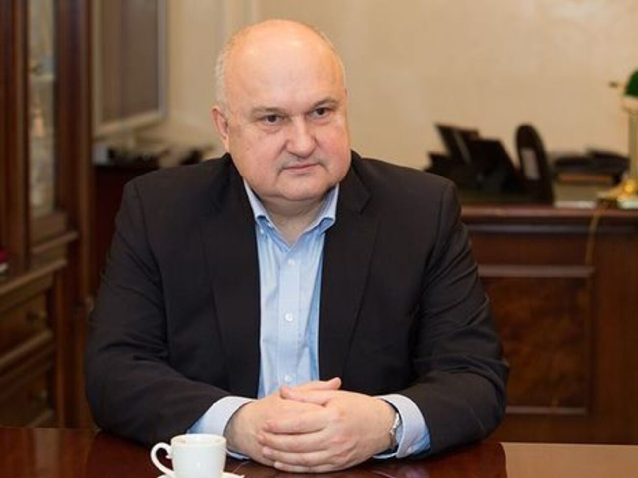 Смешко подчеркнул, что Украине нужно очень внимательно подходить к легализации оружия