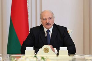 Лукашенко: Постає запитання, чого ви істерите? Нашу продукцію на ринок не пускають, нахлібниками обзивають