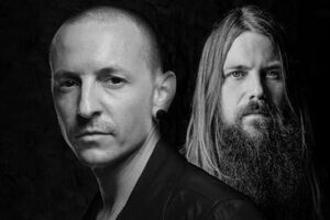 Мортон (на фото справа): Эта песня о том, как стереть воспоминания и начать все сначала