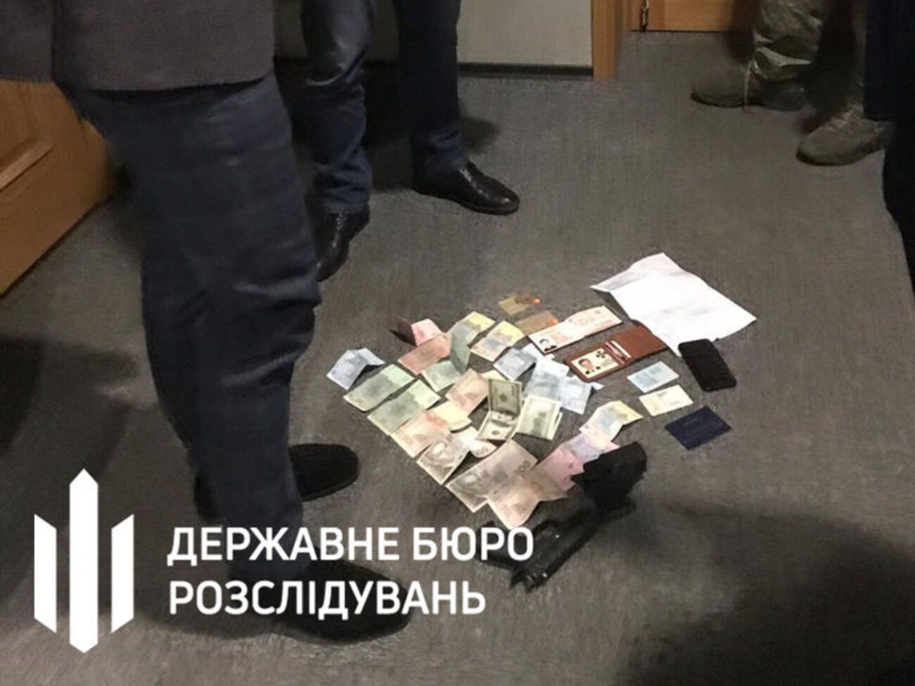 Юрию Тимошенко пытались дать деньги