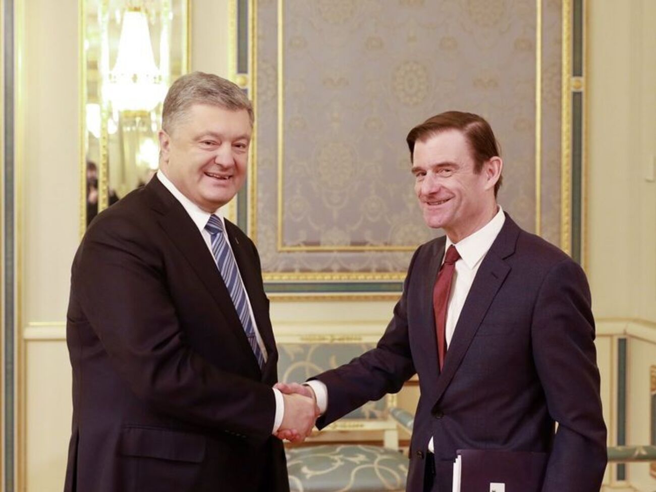 Порошенко і Гейл провели зустріч у Києві