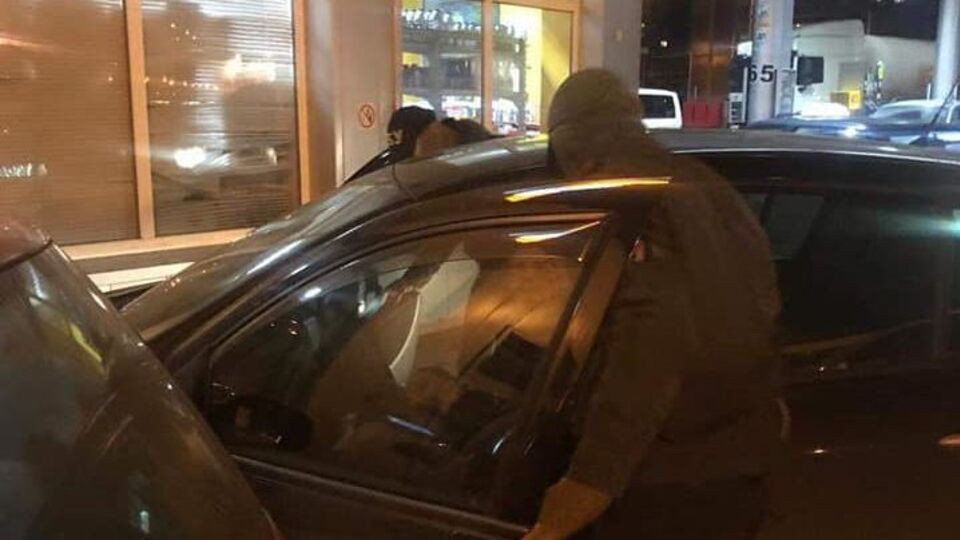 Полиция задержала второго подозреваемого в передаче денег Юрию Тимошенко
