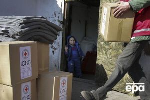 Всего грузовики везли 83 тонны гумпомощи