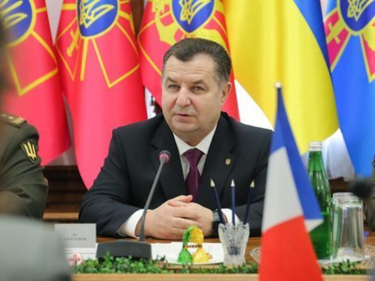 Полторак: За час війни на Донбасі 166 жінок здобули бойові державні нагороди