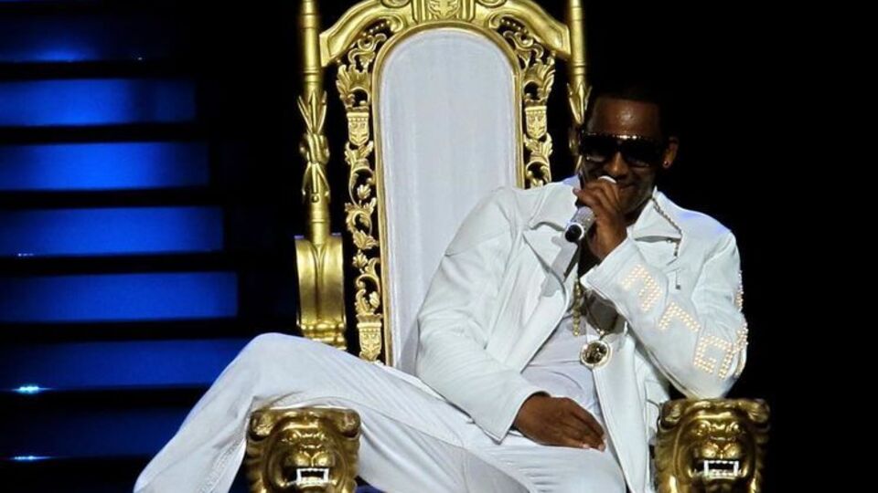R. Kelly расстался с супругой-хореографом в 2009 году