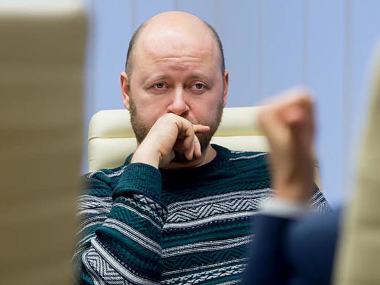 В истории с подметным кандидатом Ю.Т. все выглядят нечистоплотными мудаками. И сам кандидат, и те, кто его спонсировал, и те, кто пытался подкупить