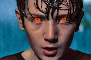 Усиновлена героями дитина виявиться темною сутністю