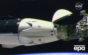 Crew Dragon відстикувався від МКС