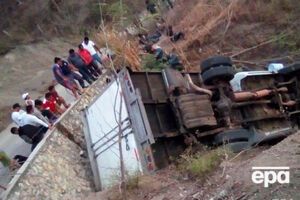 Травмовано приблизно 30 осіб