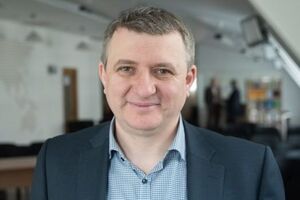 Мураев снялся в пользу Вилкула. Очевидно, Ахметов начинает консолидацию юго-востока, где сейчас активно топчется Зеленский, к парламентской кампании