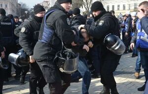 На месте проведения акции находятся несколько сотен полицейских и бойцов Национальной гвардии