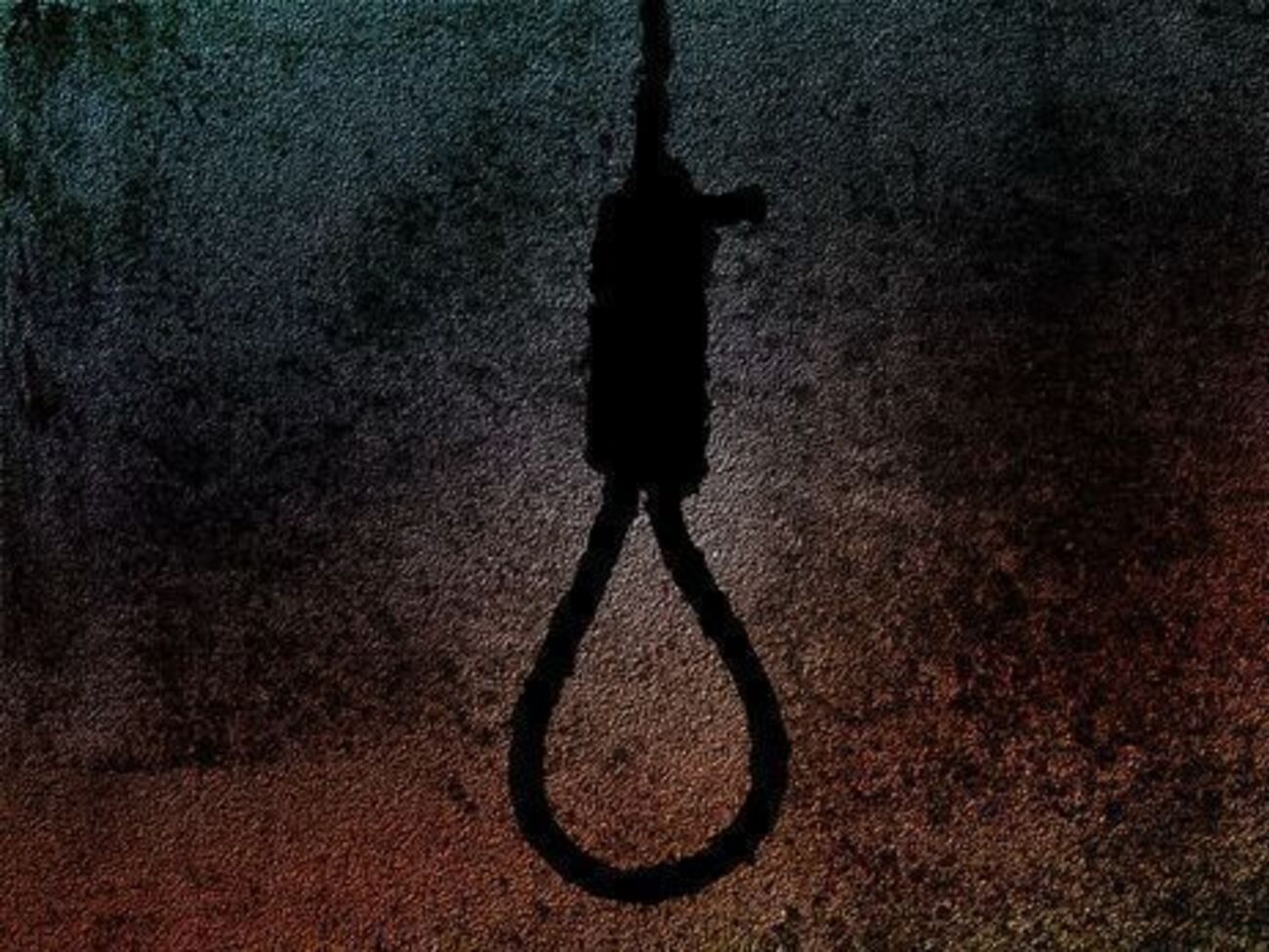 На теле покойного нет следов, свидетельствующих о насильственной смерти, кроме следов от повешения