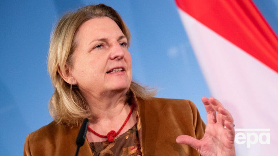 Кнайсль призвала отменить запрет для Вершютца