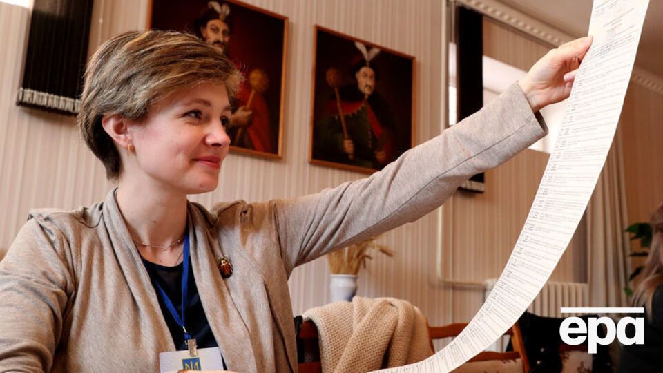 Всего за пределами Украины 101 избирательный участок