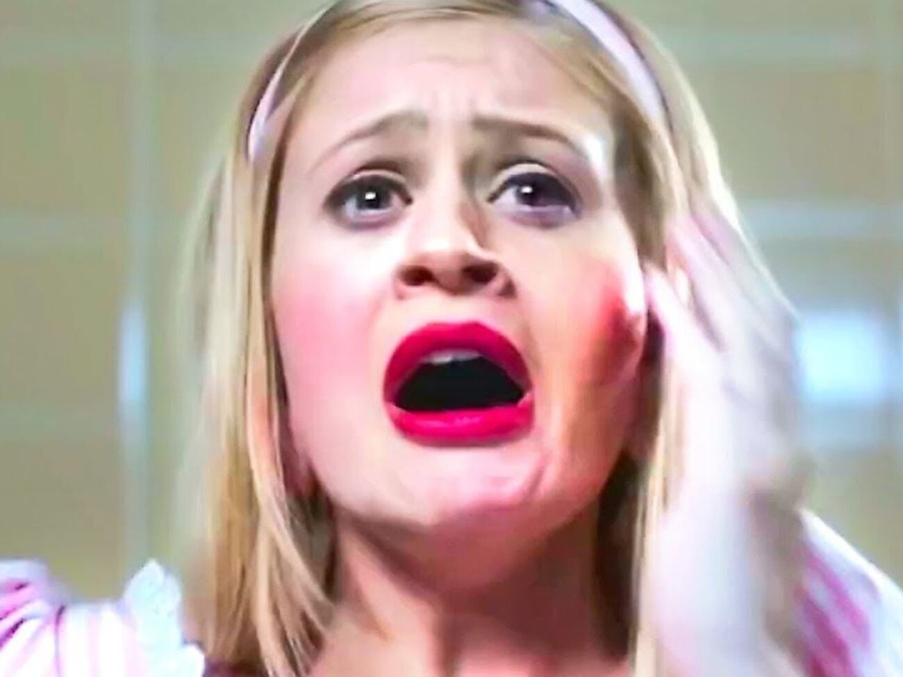 События фильма происходят накануне Хэллоуина