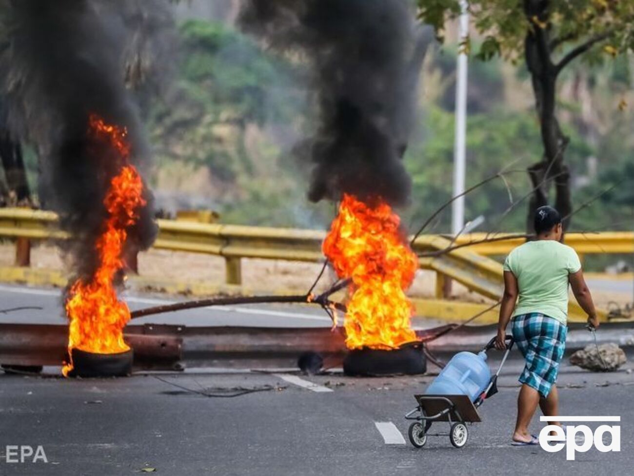 Експерти й опозиція звинувачують у блекауті політику нинішньої влади