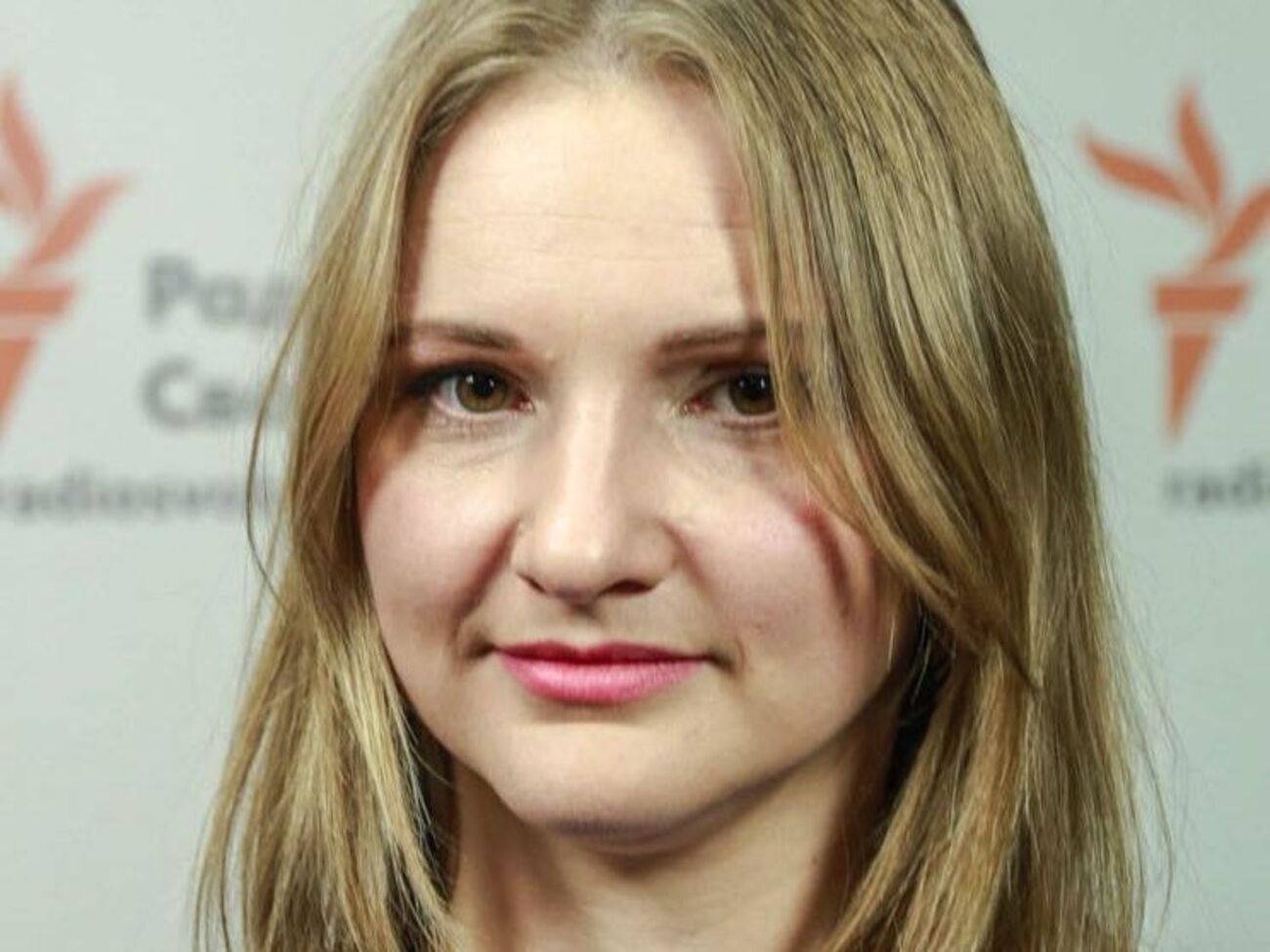 Порошенко виграє у другому турі. У країну повернеться Коломойський, отримає назад своє. Усі залишаться на посадах, продовжать пиляти оборонку