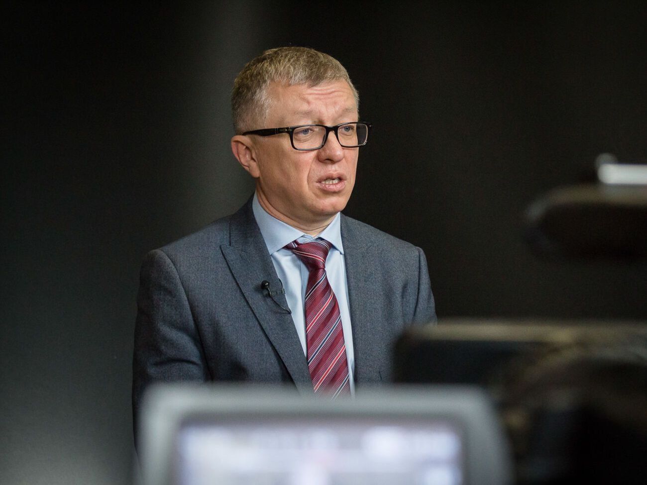 Поражение Гриценко связано с токсичным окружением, слабой харизмой и тем, что он совсем не разбирается в экономике