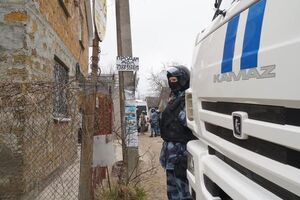 27 березня російські силовики провели масові обшуки в будинках кримських татар в окупованому Криму