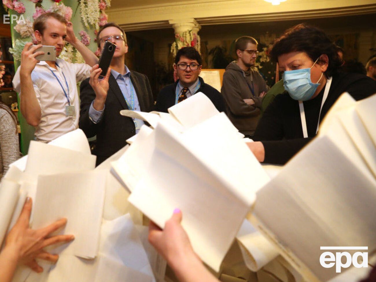 В Україні триває підрахунок голосів