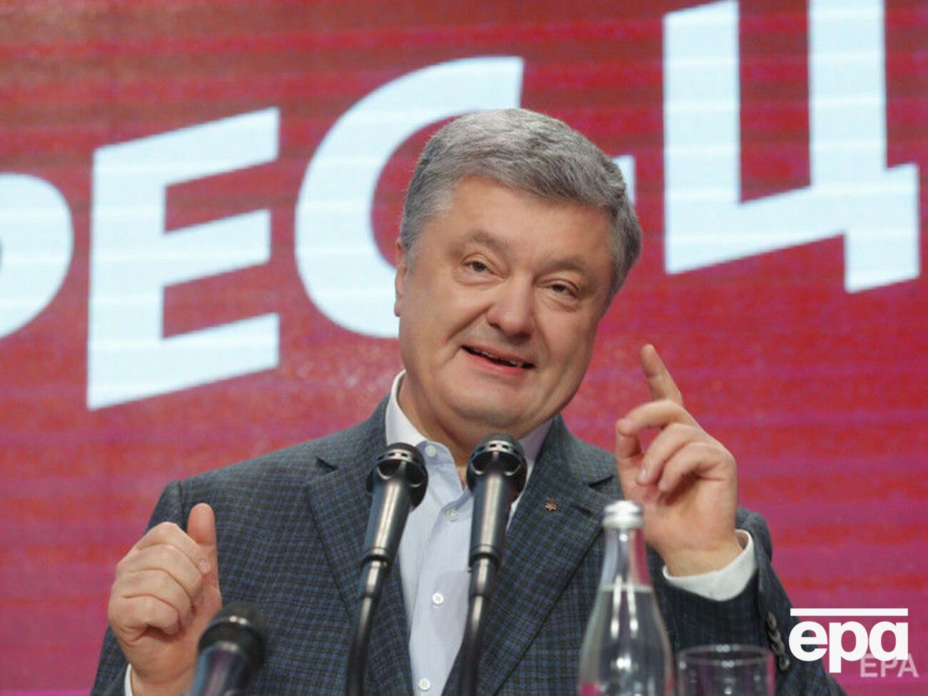 В 2017 году у Порошенко было 16,3 млн грн дохода, в 2018-м – 1,56 млрд грн