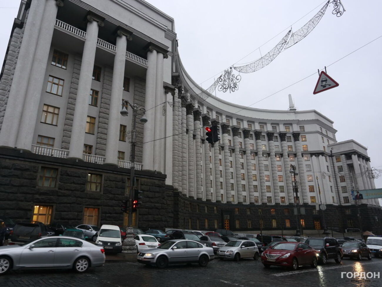 Кабмин внес изменения в Порядок обеспечения поставок электрической энергии защищенным потребителям