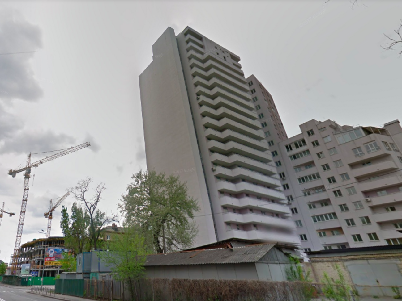 Строители призвали жителей соседних домов и активистов не поддаваться на провокации