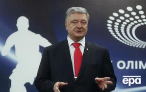 Порошенко прибыл на НСК "Олимпийский", чтобы сдать анализы представителям VADA