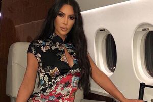 Кім Кардаш'ян: Хлої дуже хотіла сонцезахисні окуляри Dior, тому вона взяла їх