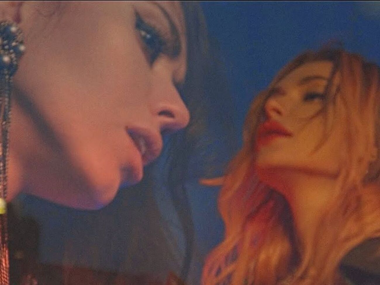 "НеАнгелы": В любой непонятной ситуации создавайте свое настроение самостоятельно!