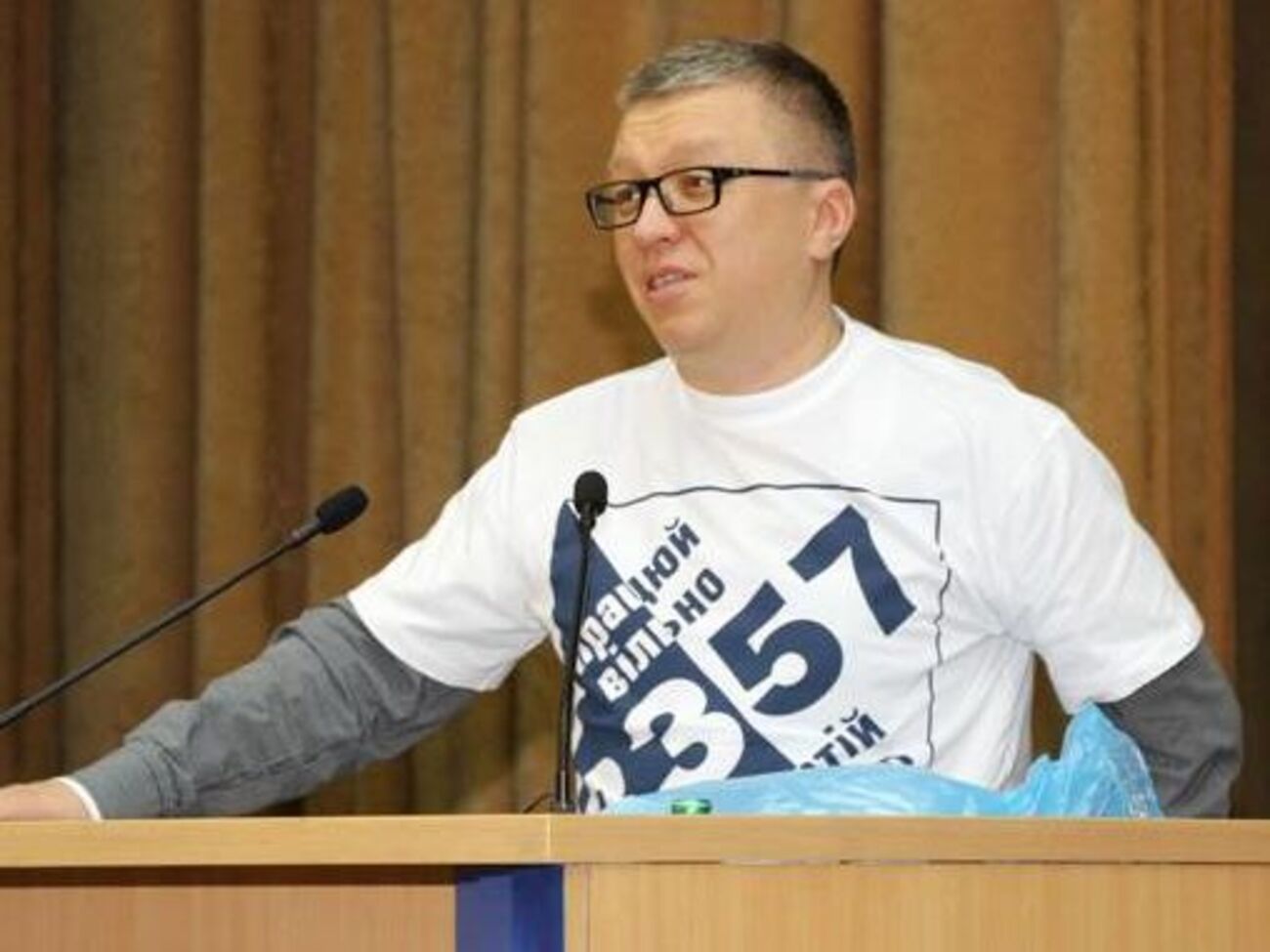 Спостерігаю зменшення гніву зі сторони порохоботів. Мабуть, приходить стадія прийняття невідворотного