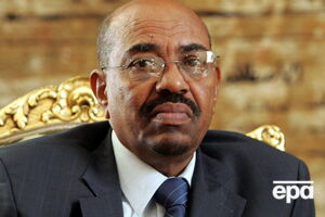 Аль-Башир занимал пост главы государства с 1989 года