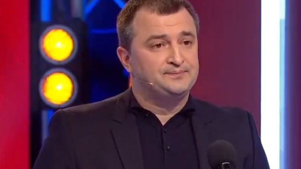Кулик: Очень удобная версия – приклеить сюда Коломойского