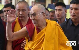 Далай-лама уже вернулся к своим делам