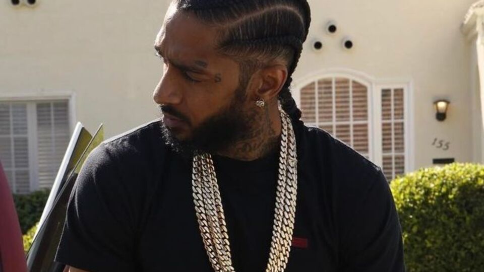 На церемонии прощания с Nipsey Hussle открыли стрельбу