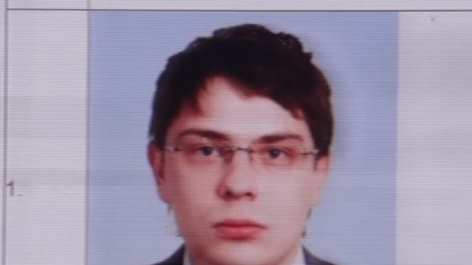 Крючков был задержан 14 апреля 2018 года на немецко-австрийской границе на основании международного ордера