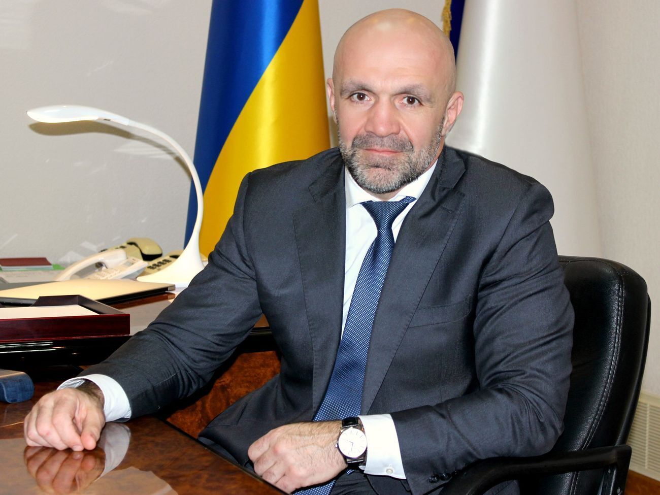 8 квітня адвокат Дмитро Ільченко повідомив, що Мангер перебуває в реанімації з гіпертонічним кризом