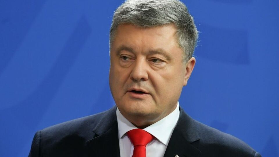 Порошенко нагадав, що в першому турі є двоє переможців