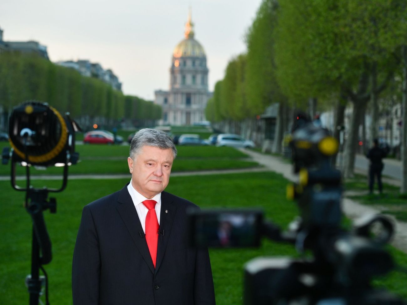 Порошенко: Со слабым кандидатом будет легко России договориться без участия западных партнеров, один на один