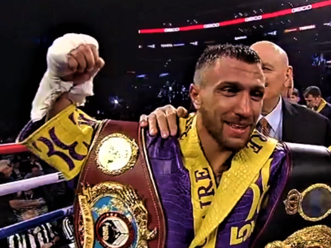 У третьому раунді Ломаченко відправив Кроллу в нокдаун, у четвертому &ndash; нокаутував