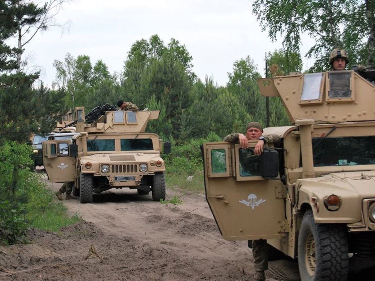 Украинские военные получают американские машины не в первый раз