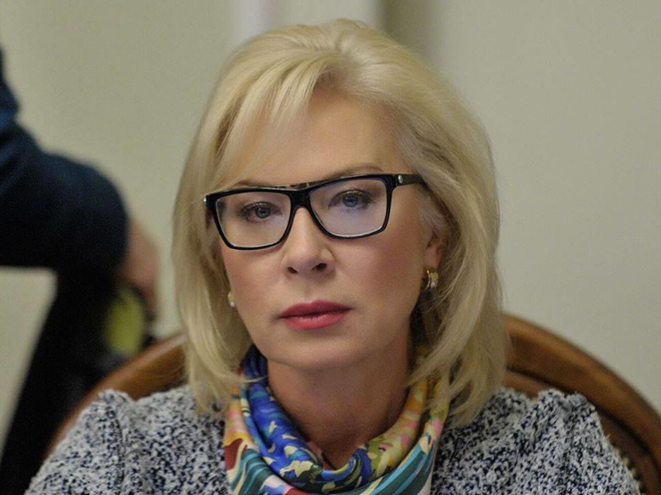 Денисова сообщила, что в Москву едет на поезде